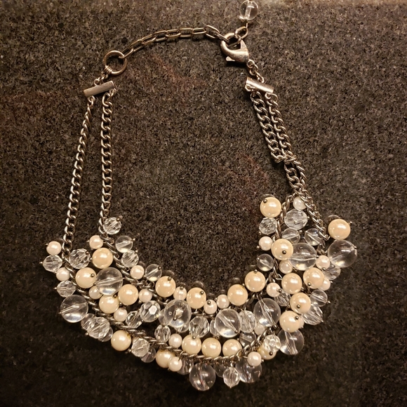 Chunky Beaded Bib Necklace Clear Pearl Beads Gun Metal Chain - Picture 3 of 10